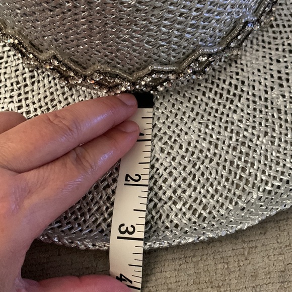 Silver western hat with rhinestones - Picture 10 of 12